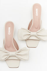 Cream Bow Pin